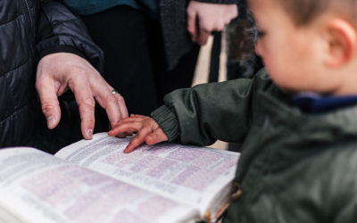 Як організувати біблійний урок у своїй домашній школі